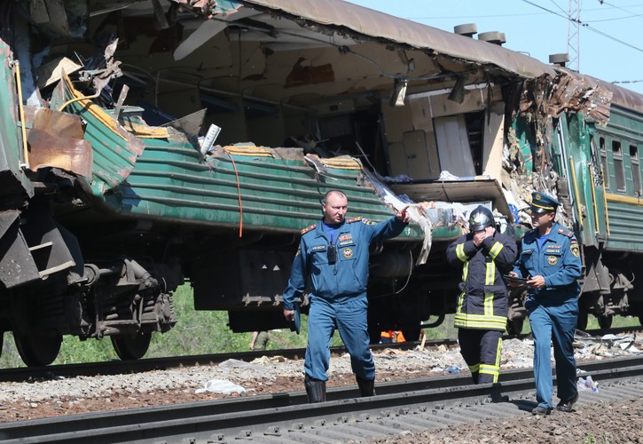 Pociąg towarowy zderzył się z pasażerskim niedaleko Moskwy