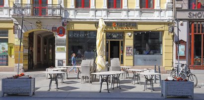 Restauratorzy szykują ogródki na otwarcie