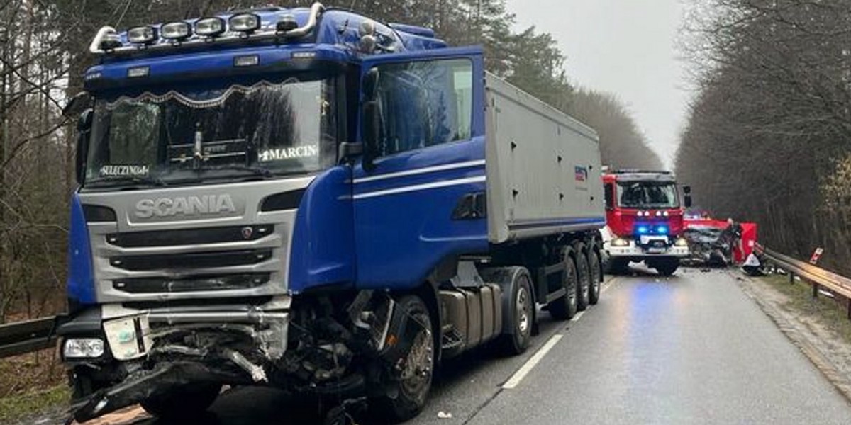 Dzierżążno. Tragiczny wypadek. Nie żyje 23-letni mężczyzna.