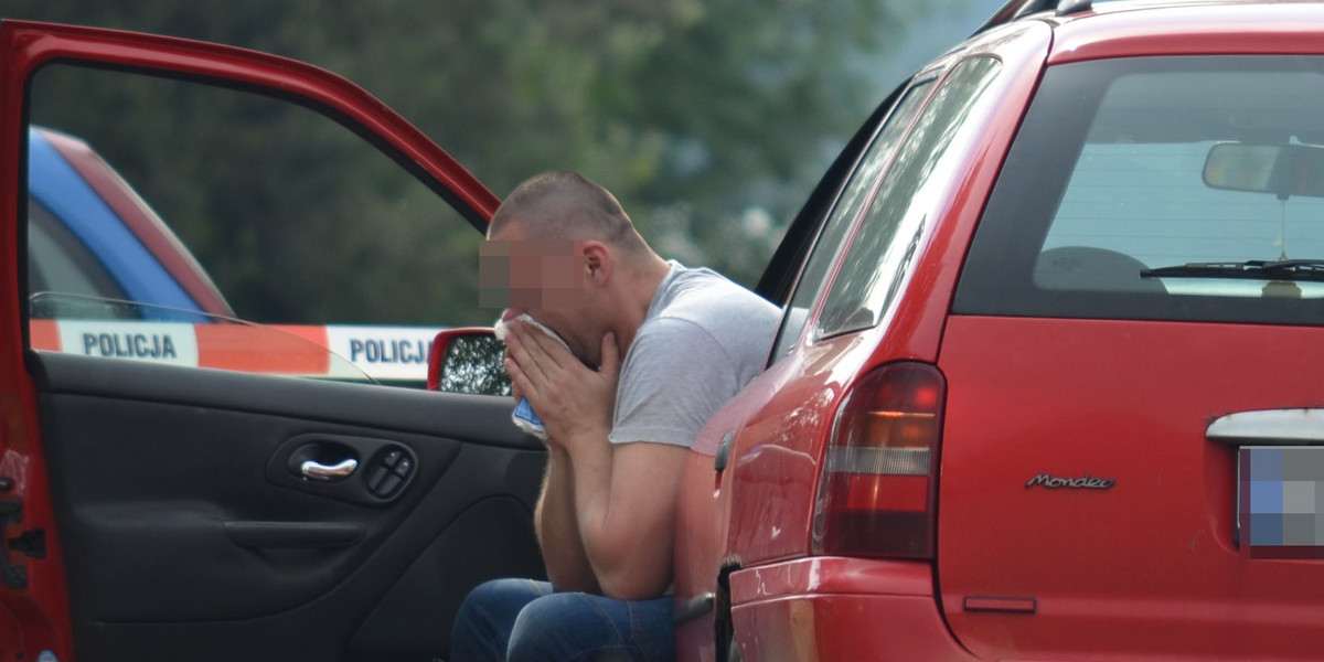 Ojciec zostawił 3-latkę w samochodzie. Dziewcyznka zmarła