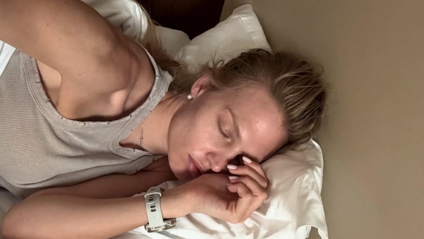 Miss Slovensko 2012 Kristína Krajčírová absolvovala strastiplnú cestu z Blízkeho východu domov.