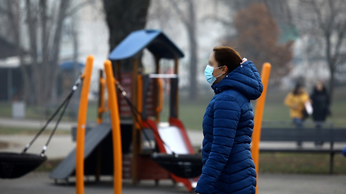 Nošenje maske, ilustracija