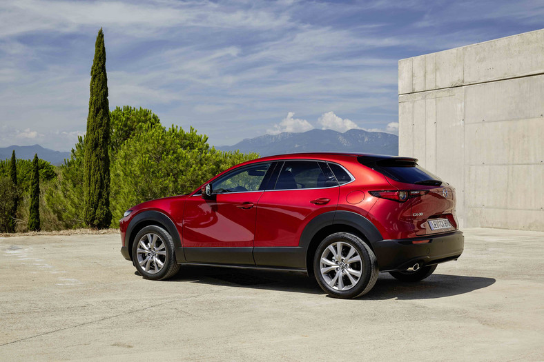 MAzda CX-30