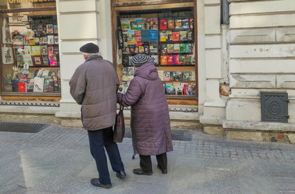 ZUS wyśle listy do emerytów. Poinformuje o dwóch rzeczach