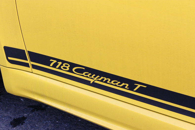 Porsche Cayman T