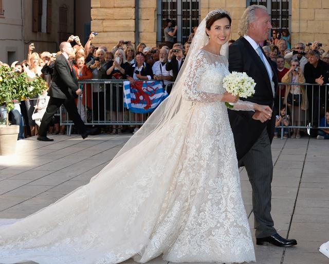 Íme a legszebb királyi esküvői ruhák a világ különböző részeiről - Glamour