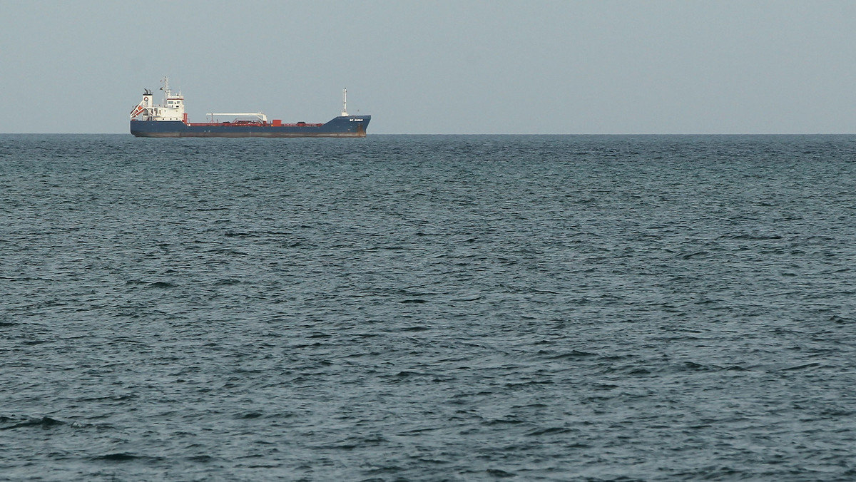 Władze autonomicznego regionu północno-wschodniej Somalii poinformowały o uwolnieniu, po prawie trzech latach, 22 zakładników, którzy znajdowali się na statku MV Iceberg, uprowadzonym przez piratów u wybrzeży Jemenu.