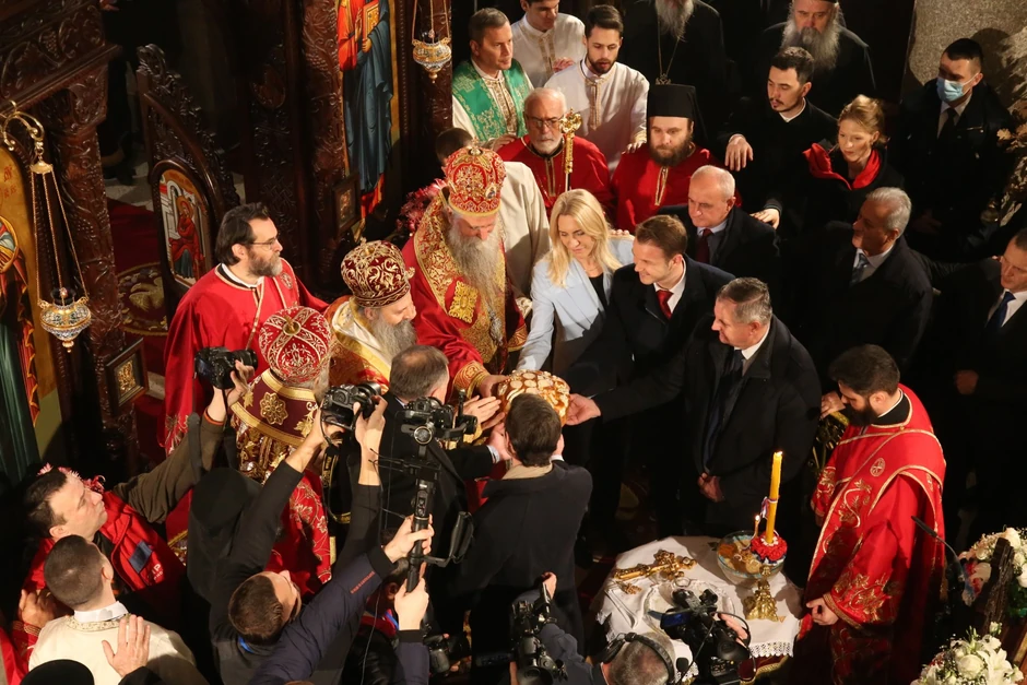 Lomljenje slavskog kolača