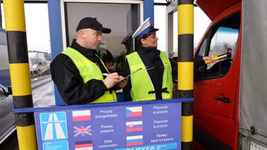 Korki przed autostradowymi bramkami stały się normą