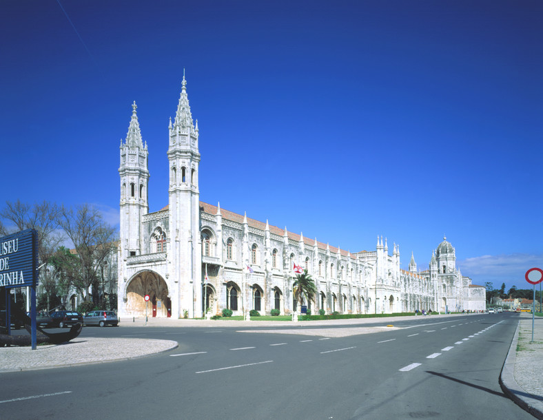 Klasztor dos Jeronimos i wieża w Belém w Lizbonie