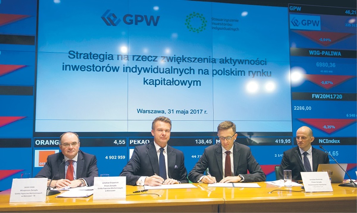 Czas na promocję obligacji firm