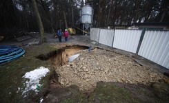 Zapadliska w Trzebini tematem posiedzenia sztabu kryzysowego oraz sejmowej komisji