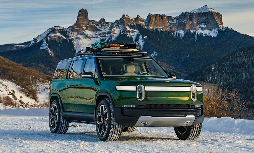 Według Rivian Automotive R1S SUV  osiąga w tym zasięg do 640 km. To blisko 120 km więcej niż oferowany przez jakikolwiek inny pojazd elektryczny, który znalazł się lub znajdzie się w sprzedaży w ciągu nadchodzących dwóch lat.