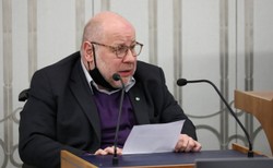 Libicki z PSL o immunitecie Grodzkiego: Z otwartą przyłbicą stawia czoła zarzutom