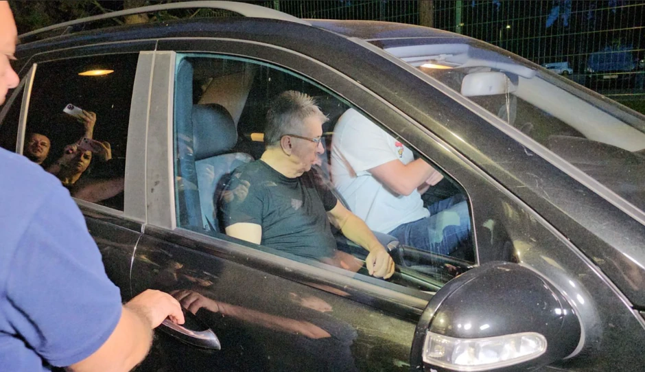 Saša Popović na štakama