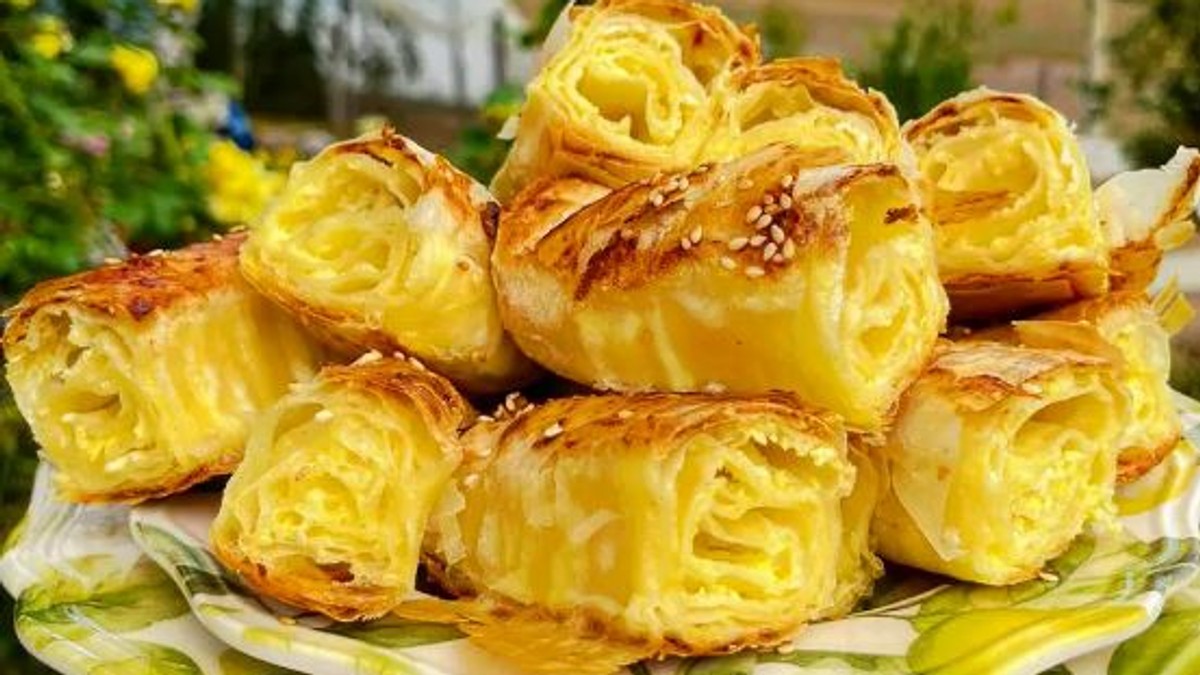 Pita sa sirom i susamom, mekana kao duša i savršeno hrskava: Recept Dragice Marković svi traže