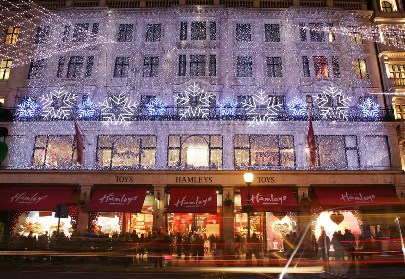 Sklep z zabawkami Hamleys na jednej z centralnych ulic Londynu