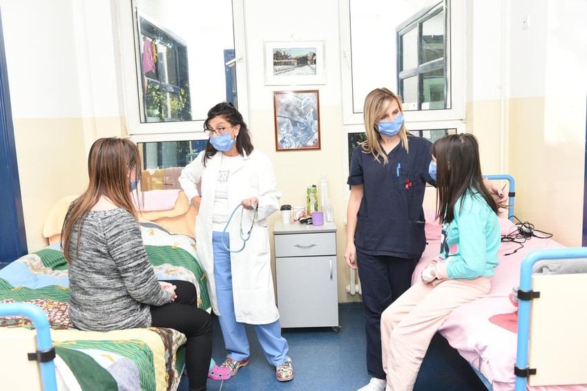  Sa Nađom je i mama, i ona se leči od tuberkuloze