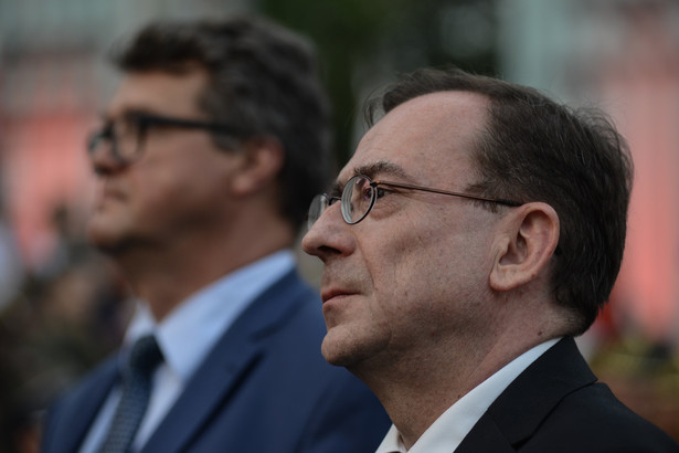 Prezydent Andrzej Duda powołał w środę Mariusza Kamińskiego na stanowisko ministra spraw wewnętrznych i administracji. Kamiński będzie łączył tę funkcję z funkcją koordynatora ds. służb specjalnych.