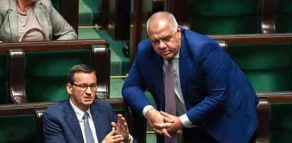 Morawiecki chce zabrać kompetencje Sasinowi? Znany poseł PiS stawia sprawę jasno