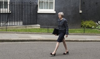 KE nie komentuje oskarżeń brytyjskiej premier pod adresem UE