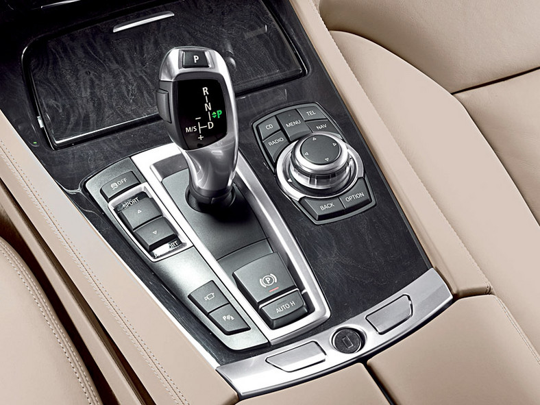 Nowe silniki dla BMW 7 w 2009 roku: 730i, 735d, 750Xi oraz 760i