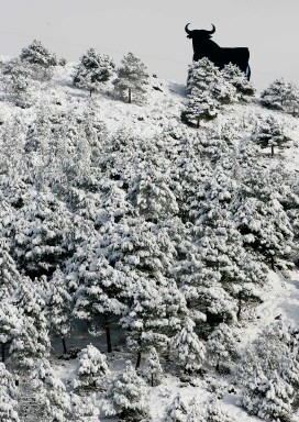 SPAIN-WEATHER-SNOW