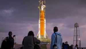 Misija "Artemis 2", Kenedi centar