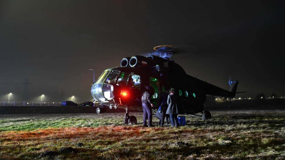 Policyjny Mi-8 wylądował w Zambrowie