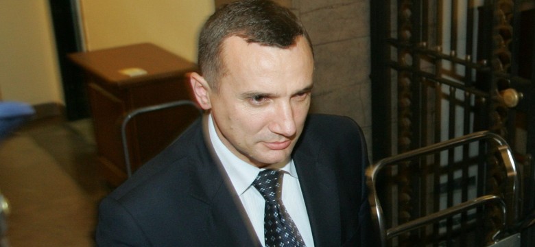 Wiceszef ABW odchodzi, bo ciężko go pobili?