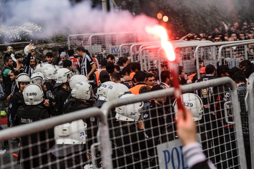 Besiktas ma nowy stadion. Doszło do zamieszek przed pierwszym meczem