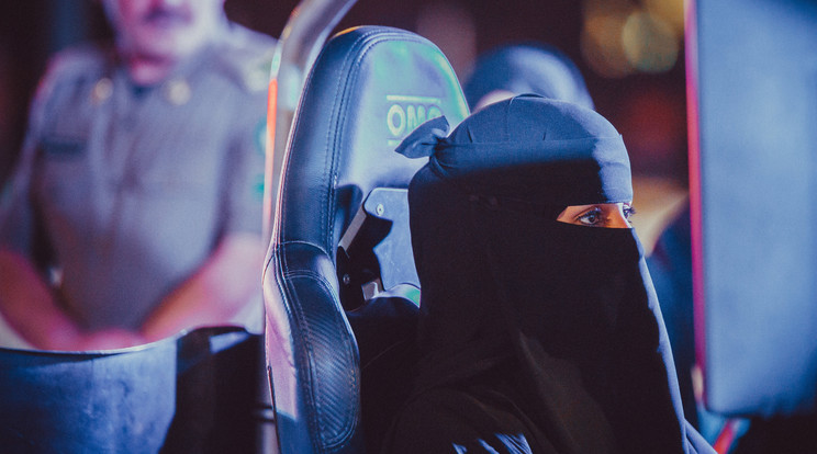 Június 24-től ülhetnek volán mögé a nők a muzulmán országban / Fotó: MTI/EPA/Szaúd-arábiai Nemzetközi Tájékoztatási Központ