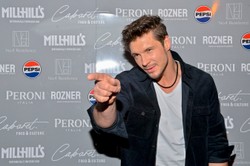 Intymne wyznanie Mikołaja Roznerskiego. Trafił do szpitala psychiatrycznego