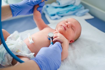 A szülők hagyták volna meghalni saját gyermeküket - az állam lépett közbe