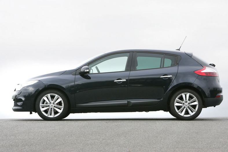 Renault Megane 2.0 dCi - cena 34 800 zł