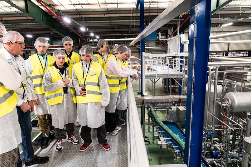 Od preformy do butelki pełnej napoju