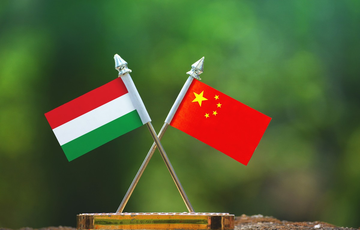 Wielka inwestycja Chin na Węgrzech. Budapeszt zacieśnia relacje z Pekinem