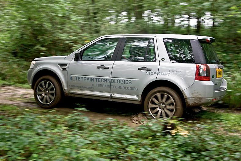Genewa 2009: limitowany Range Rover Westminster i stop/start dla Freelandera 2