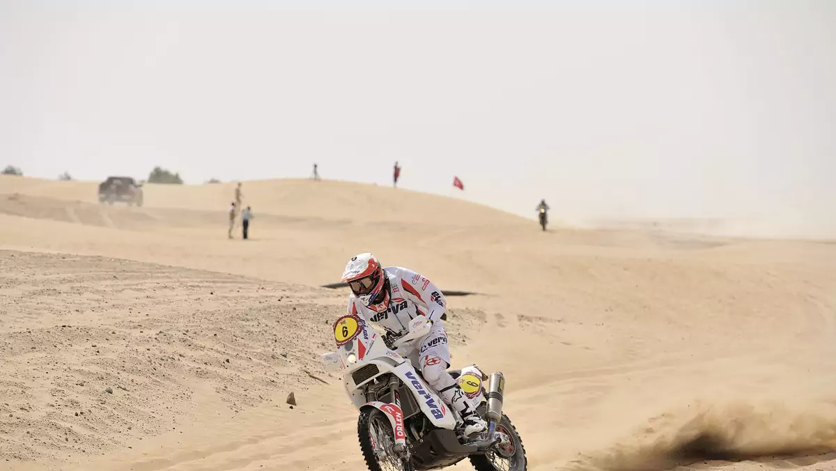 Abu Dhabi Desert Challenge: Dąbrowski umacnia pozycję lidera w klasie Open (2. etap)