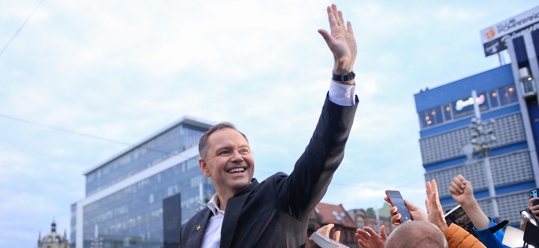 "Nawrocki bezczelnie kłamie". Opiekunka pana Jerzego straciła pracę