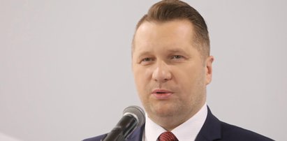 Przemysław Czarnek napisał do Rydzyka o "nieocenionych zasługach"