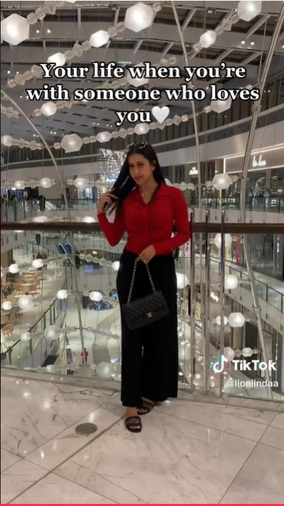 Na svojom TikToku @lionlindaa zdieľa videá zo svojho života.