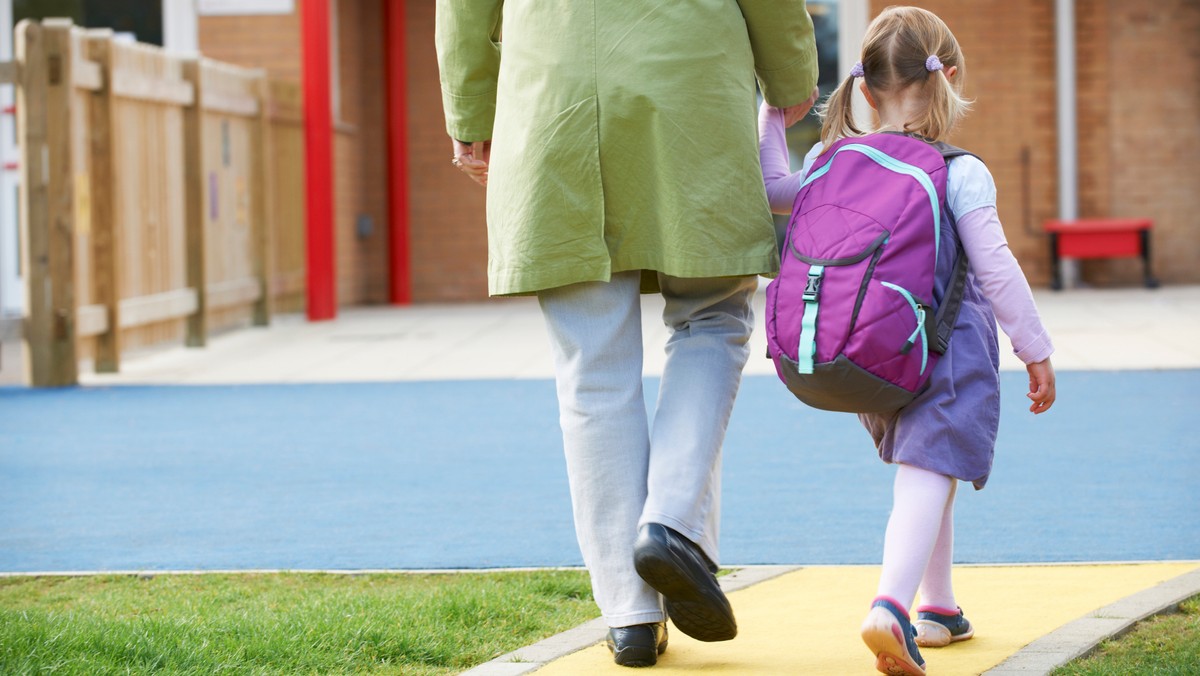 Akademia Pracy i Rozwoju zaprasza na kurs "Współpraca szkoły z rodzicami". Szkolenia odbywać się będą w okresie od 3 kwietnia do 30 czerwca. Termin zgłaszania udziału w kursie upływa 25 marca.