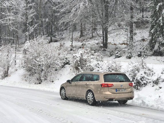 Jak wygląda Volkswagen Passat po 1.8 TSI 150 tys. km - czy godnie się zestarzał? 