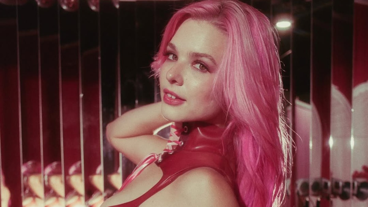 Striptizeta otkrila šta američki vojnici rade sa njom u tajnosti pre napada na Iran