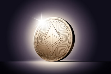 Ethereum błyszczy. Cena etheru pobiła rekord, podczas gdy bitcoin i ripple spadają