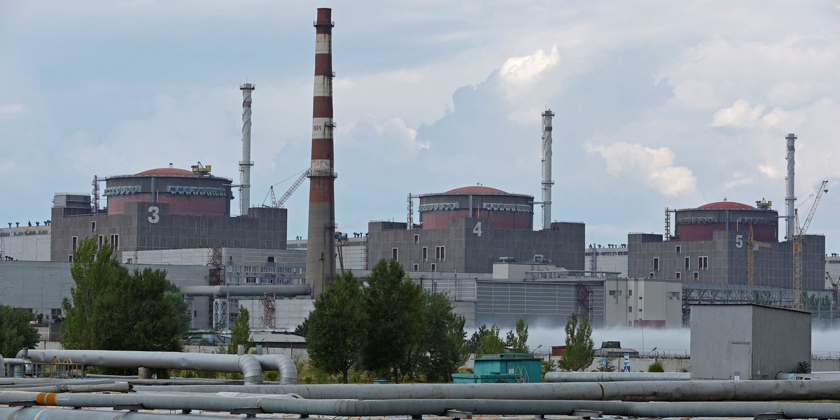  Rosyjskie wojsko po raz kolejny ostrzelało Zaporoską Elektrownię Atomową. Władze Ukrainy zaczęły rozdawać obywatelom tabletki z jodem.