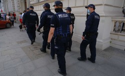 KGP zrobi wielkie zakupy. Nowy sprzęt zostanie wykorzystany przy protestach