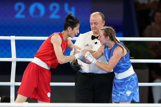 Letnie Igrzyska Olimpijskie w Paryżu. Finał bokserskiej kategorii do 57 kg kobiet. Walka Julia Szeremeta - Lin Yu-Ting