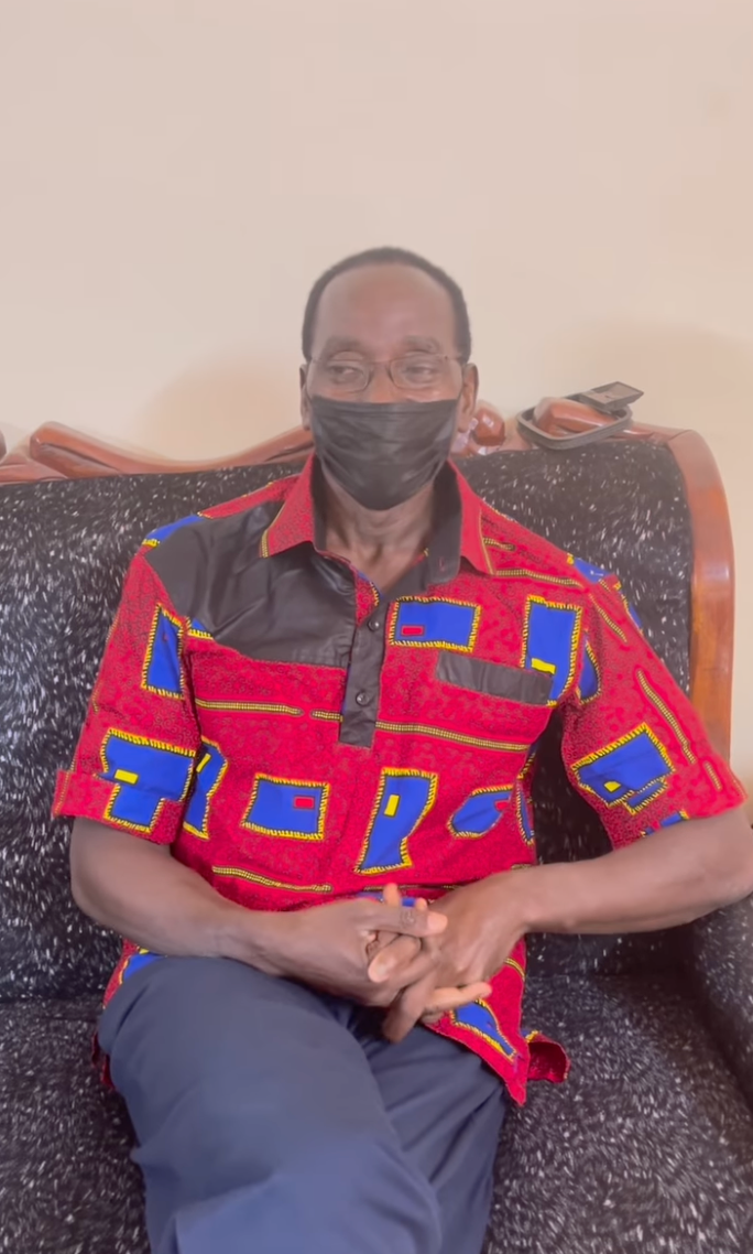 Spevák a herec Ibrahim Maiga. 